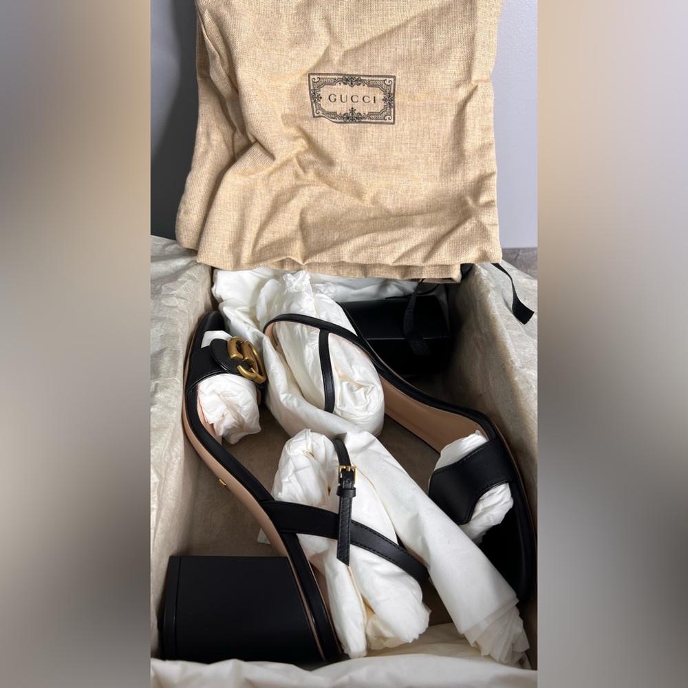 Gucci AUTHENTIC Marmont High Block Heel Sandal - Picture 12 of 17